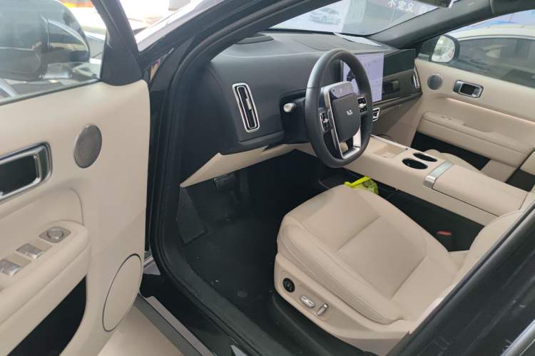 Used Li Auto L6 2024 Pro Model
