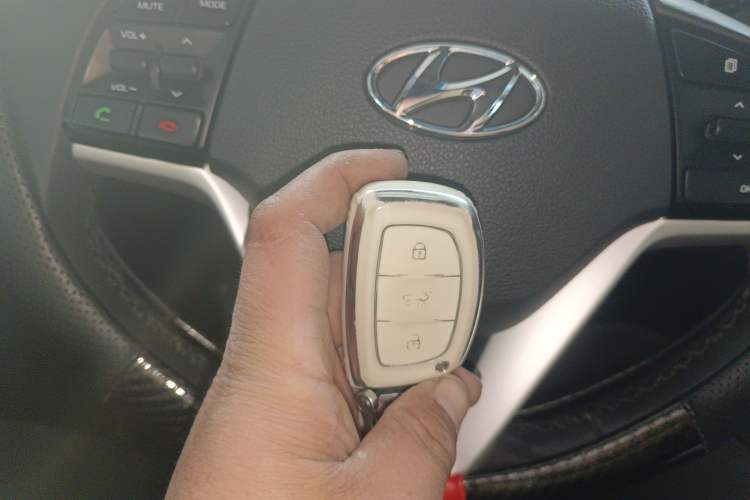 Used Hyundai Tucson 2018 1.6T Dual-Clutch Two-Wheel Drive 15th Anniversary Special Edition