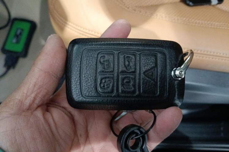 Used Land Rover Defender 2024 110 3.0T P400 Dark Edition
