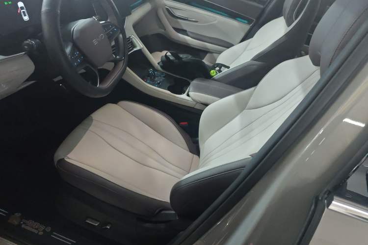 Used BYD Song PLUS New Energy 2025 DM-i Intelligent Driving 112KM Prestige Model
