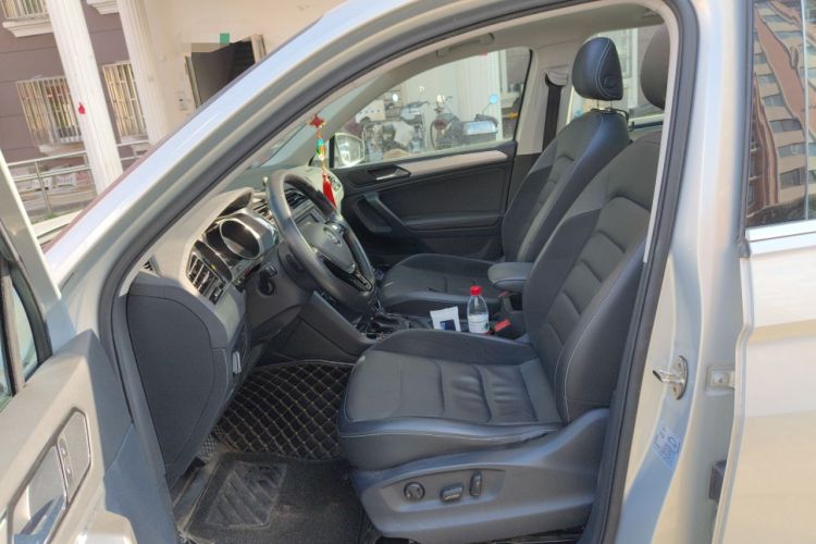 Used Volkswagen Tiguan L 2017 330TSI Automatic Two-Wheel Drive Luxury Edition