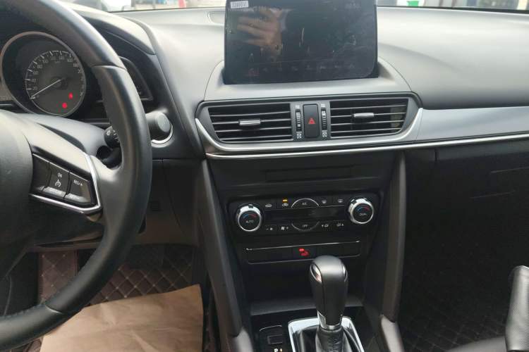 Used Mazda CX-4 2020 2.0L Automatic Two-Wheel Drive Blue Sky Luxury Edition