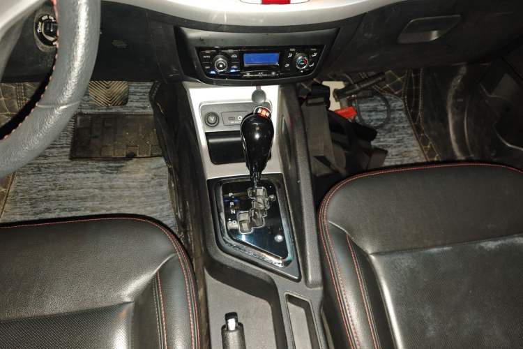 Used  Refine S3 2016 1.5L CVT Luxury Smart Version
