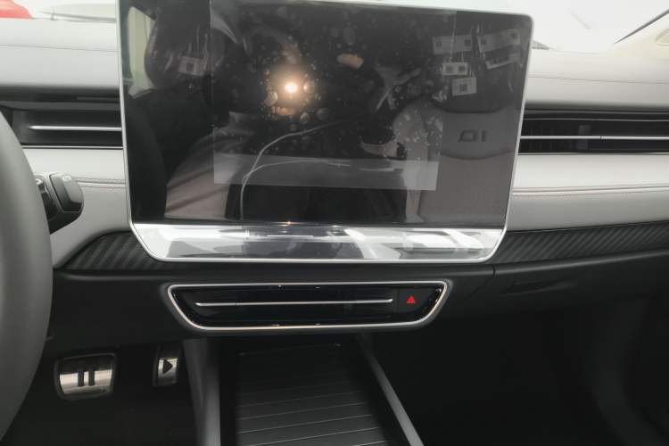 Used Volkswagen ID.7 VIZZION 2024 AIR model
