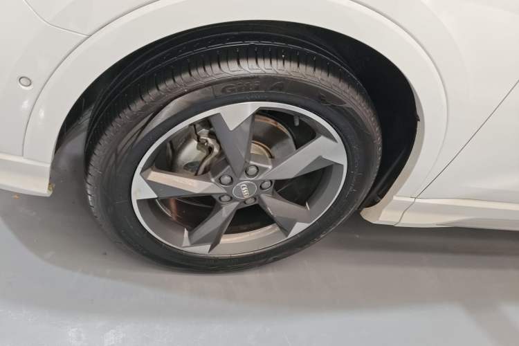 Used Audi Q3 2021 35 TFSI Fashion Dynamic Model
