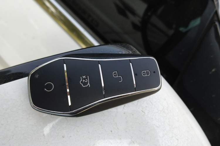 Used BYD Qin L 2024 DM-i 80KM Beyond Model