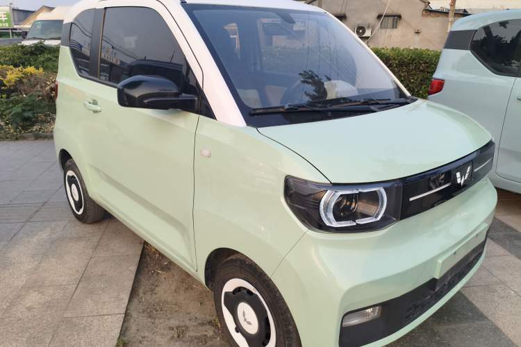 Used Wuling Hongguang MINIEV 2022 Macaron Premium Model – Lithium Iron Phosphate
