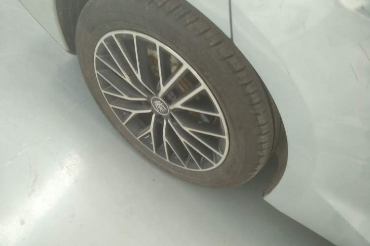 Used BYD Qin L 2024 DM-i 120KM Excellence Model
