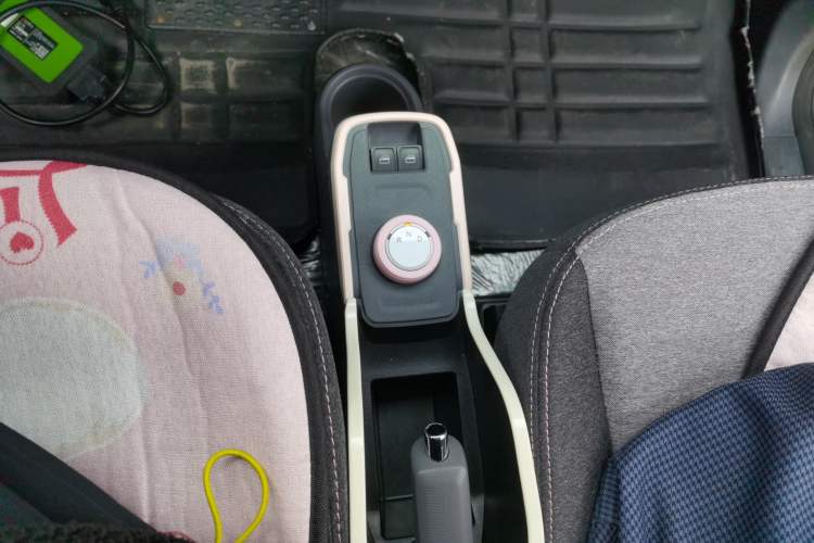 Used Chery QQ Ice Cream 2022 120km Conical Shape Lithium Iron Phosphate