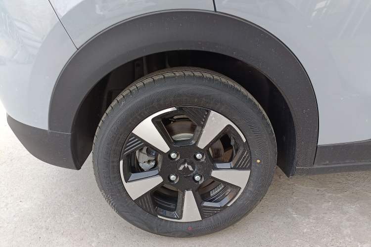 Used Wuling Bingo PLUS 2024 510 km Range 5-Seater Version
