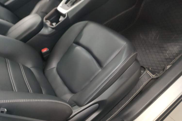 Used Toyota RAV4 2020 2.0L CVT Two-Wheel Drive Fashion PLUS Edition
