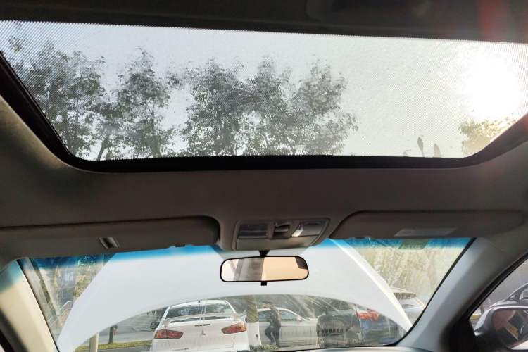 Used Hyundai Elantra 2015 1.6L Automatic Leading Model