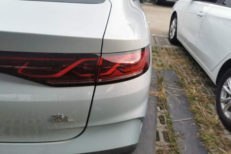 Used BYD Qin L 2024 DM-i 120KM Leading Model
