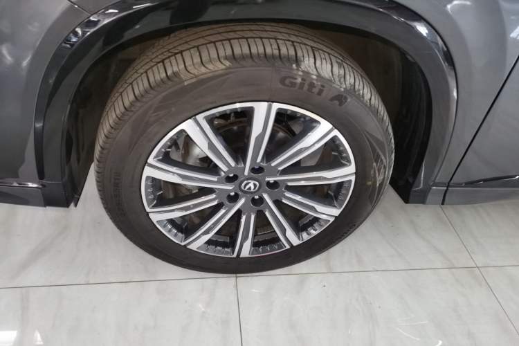 Used Changan CS75 PLUS 2024 3rd Generation Champion Edition 1.5T Intelligent Drive Dynamic Model
