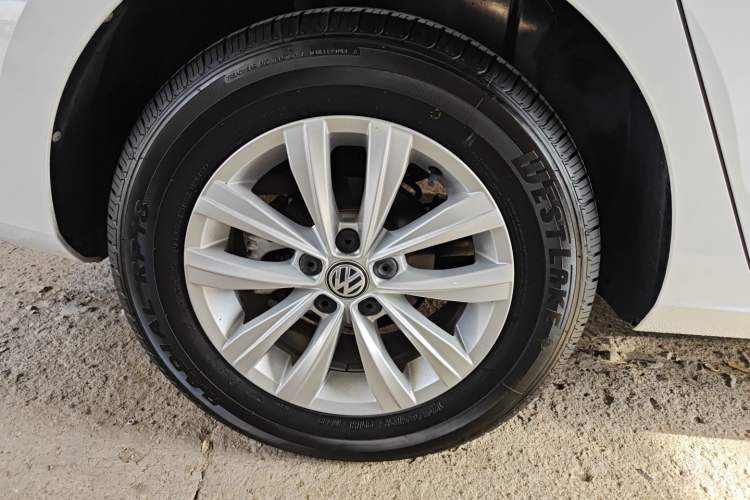 Used Volkswagen Bora 2018 1.5L Automatic Fashion Model