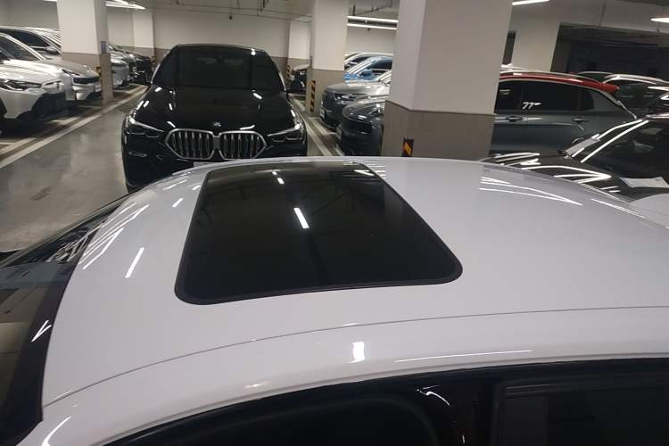 Used BMW 3 Series 2016 320Li Fashion Model
