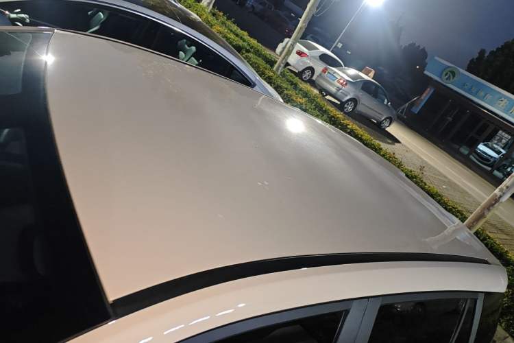 Used  3 2024 Charming Edition 405km Lite
