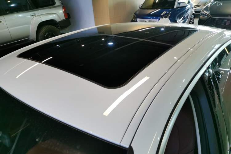 Used BMW i3 2022 eDrive 35 L
