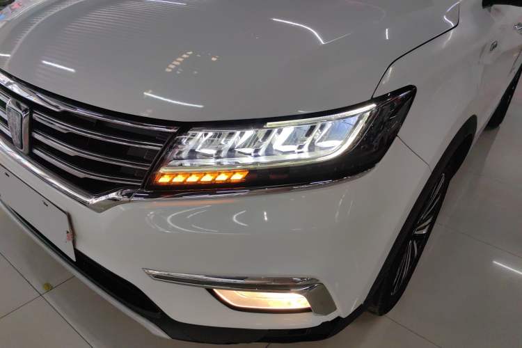 Used Roewe RX5 2019 20T Two-Wheel Drive Automatic 4G Connected Platinum Edition