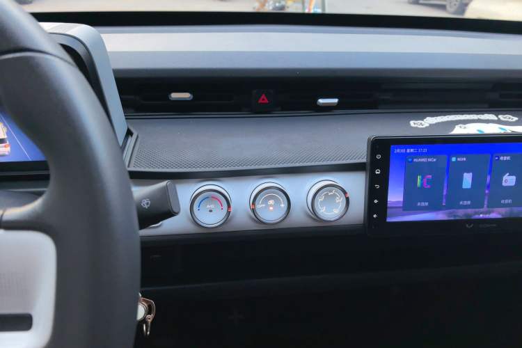 Used Wuling Hongguang MINIEV 2022 GAMEBOY 200km Gaming Edition with Lithium Iron Phosphate