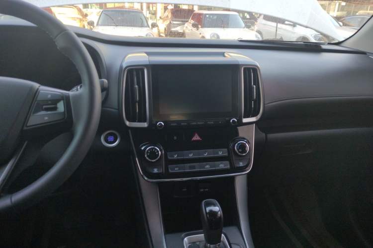 Used Hyundai ix35 2020 2.0L Automatic 2WD Zhiyong·Changxiang Edition
