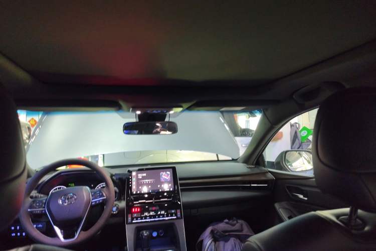 Used Toyota Avalon 2019 2.5L Touring Premium Version China VI Standard
