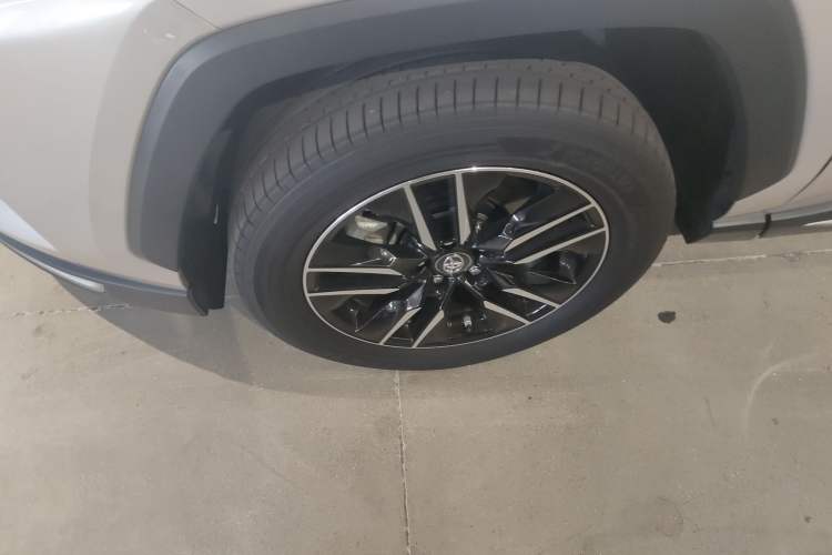 Used Toyota Wildlander New Energy 2023 High-Performance Version 2.5L Two-Wheel Drive Dynamic Edition
