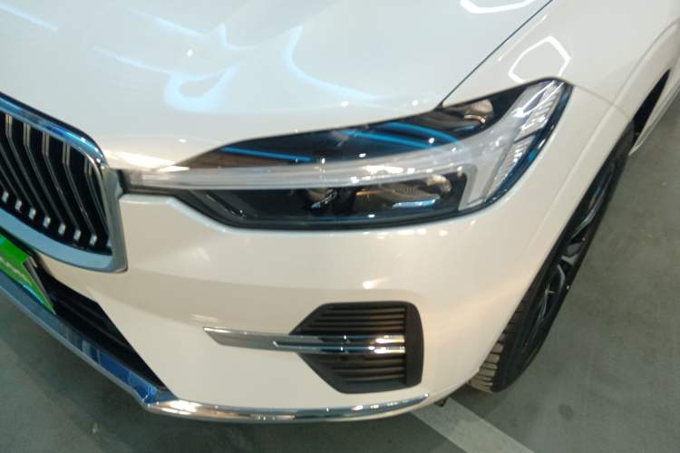 Used Volvo XC60 2023 B5 4x4 Smart Luxury Edition
