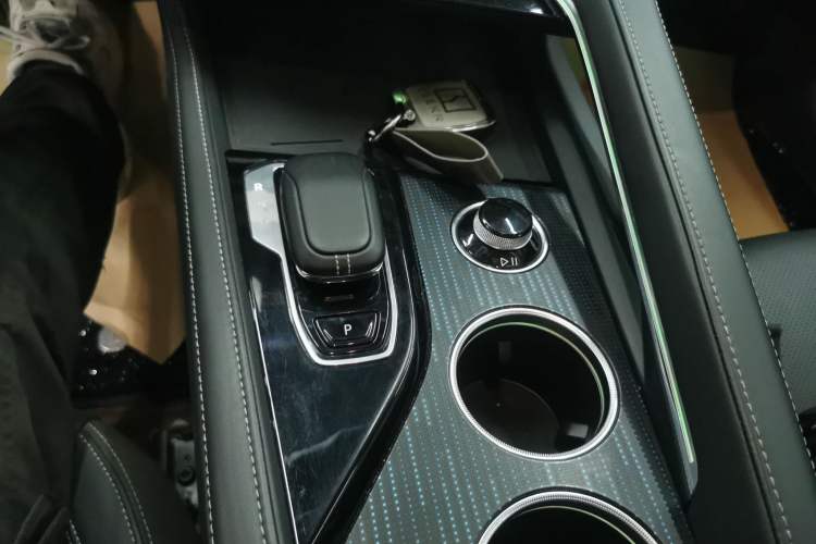 Used Zeekr 001 2022 Long-Range Dual-Motor WE Edition
