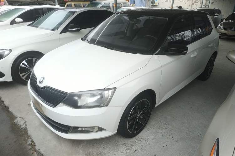 Used Skoda Fabia 2015 1.6L Automatic Sport Edition