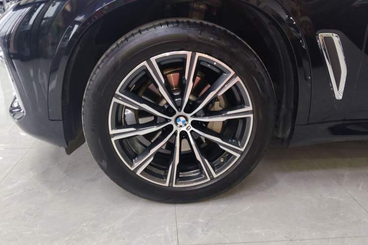 Used BMW X5 2022 Restyled xDrive 30Li Luxury Version M Sport Package