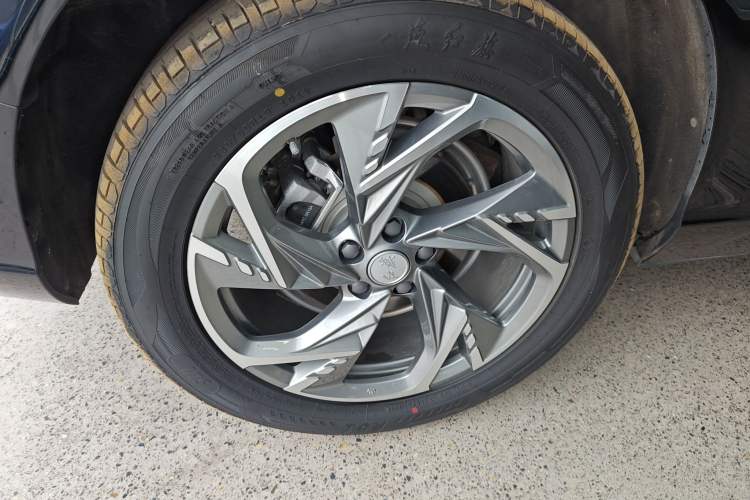 Used Hongqi HS3 PHEV 2024 PHEV 115km Jingwei Edition
