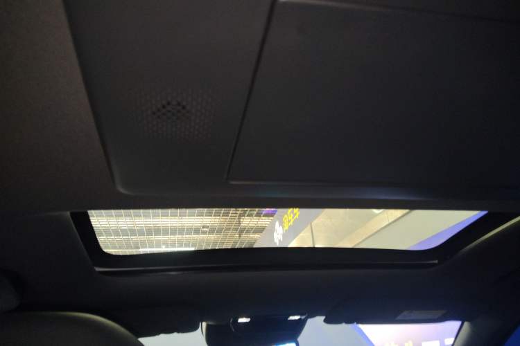 Used  eπ008 2024 210Max Range-Extended Version 6 Seats