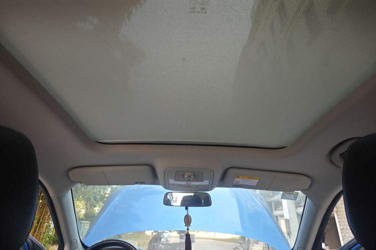 Used Roewe RX5 2016 20T Two-Wheel Drive Automatic Flagship Edition
