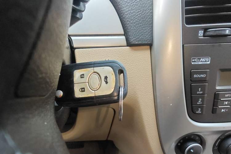 Used Buick Excelle 2013 1.5L Automatic Classic Model
