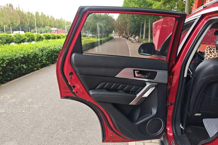 Used Haval H2 2015 1.5T Automatic Two-Wheel Drive Elite Edition
