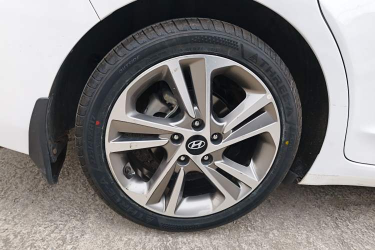 Used Hyundai Elantra 2018 1.6L Automatic 15th Anniversary Special Edition