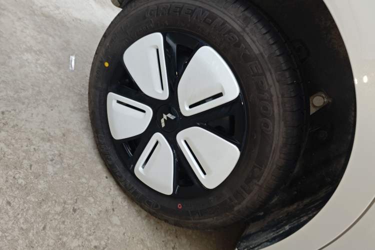 Used Wuling Hongguang MINIEV 2025 Four-Door Version Advanced Edition
