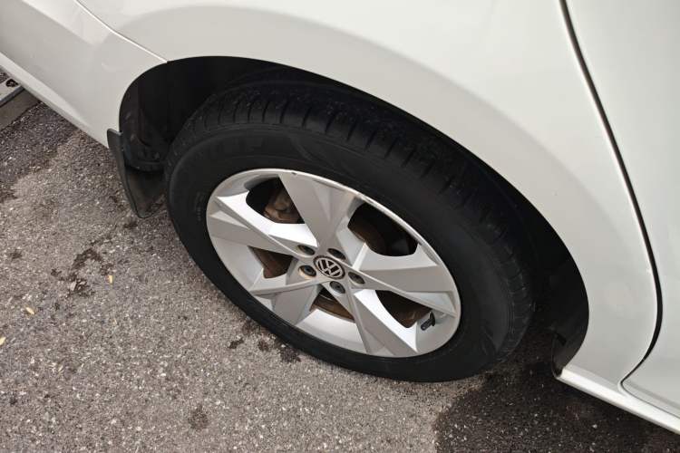 Used Volkswagen Bora 2015 Value Edition 1.6L Automatic Fashion Version