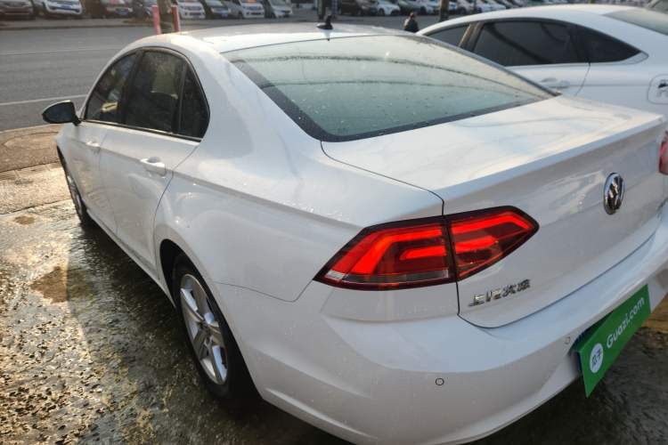 Used Volkswagen Lamando 2017 230TSI DSG Fashion Edition
