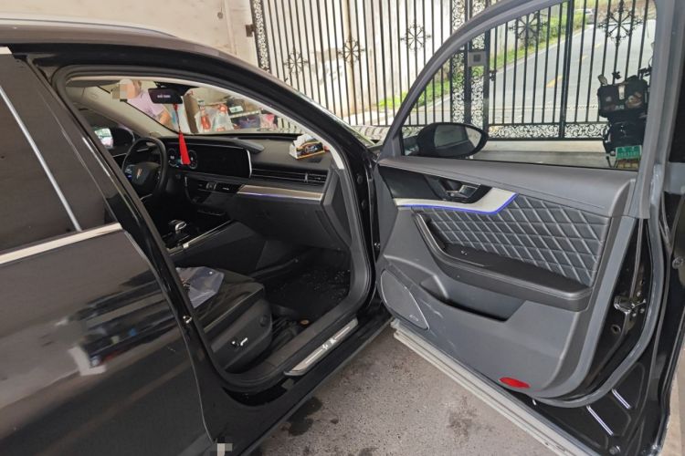 Used Hongqi HS5 2019 2.0T Smart Connect Flagship All-Wheel-Drive Version
