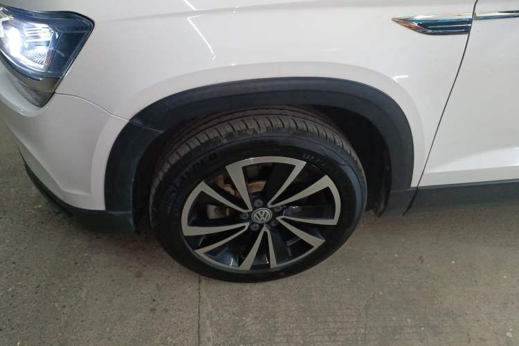 Used Volkswagen Tharu 2020 280TSI Two-Wheel Drive Luxury Edition China VI Standard
