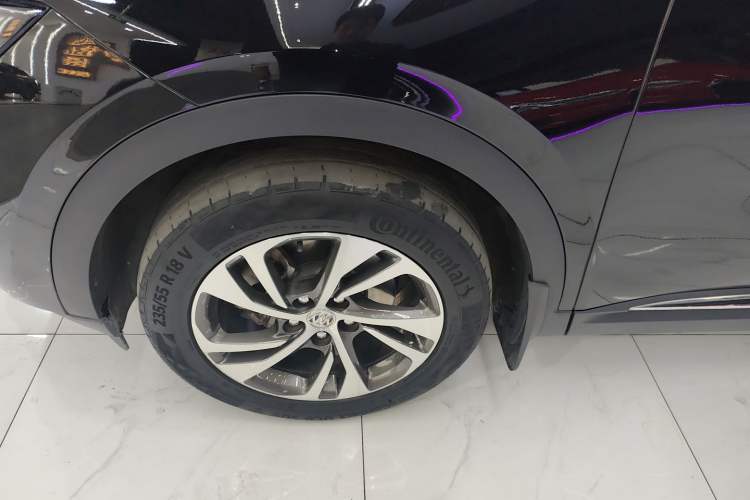 Used Buick Envision 2022 Facelift Encore S 552T Two-Wheel-Drive Luxury Model
