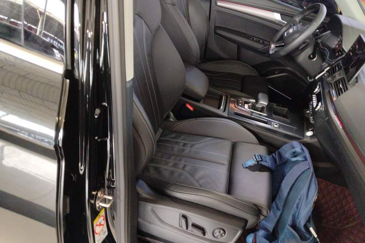 Used Audi Q5L 2022 Updated 45T Luxury Dynamic Version