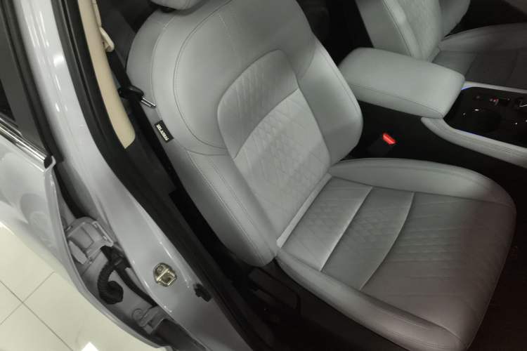 Used Nissan Sylphy 2023 Super Hybrid Electric Drive Ultra-Luxury Model
