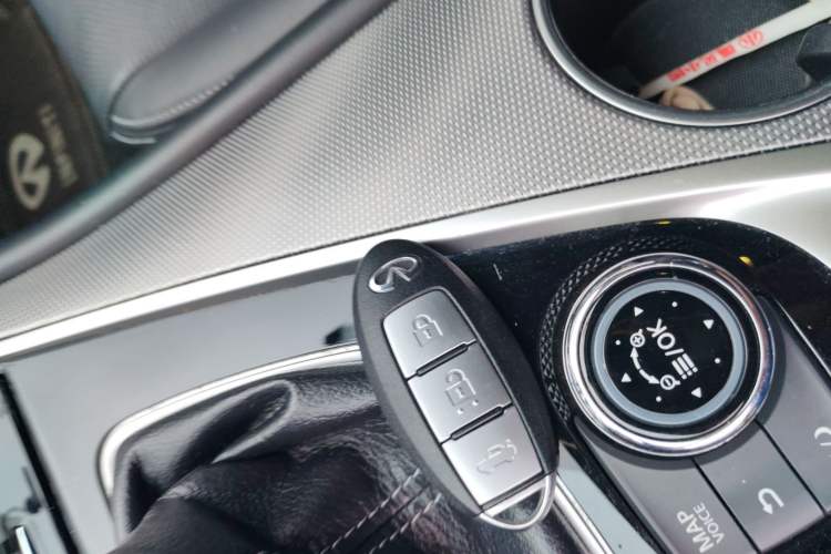 Used Infiniti Q50L 2016 2.0T Enjoyment Edition