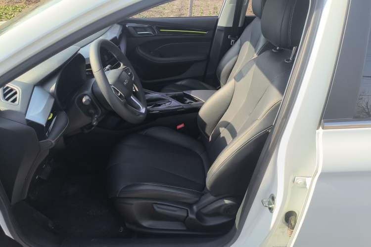 Used Roewe i5 2021 Revised Version 1.5L CVT Diamond Edition
