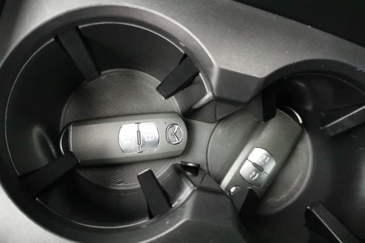 Used Mazda CX-4 2020 2.5L Automatic 4x4 Sky Blue Passion Edition
