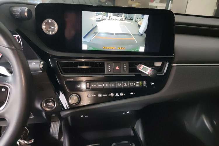 Used Lexus ES 2022 200 Excellence Edition
