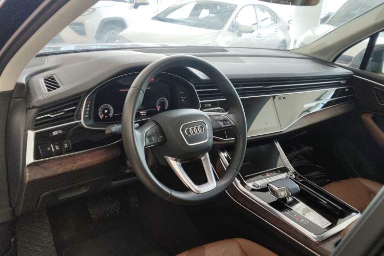 Used Audi Q7 2023 55 TFSI quattro S line Sport Edition